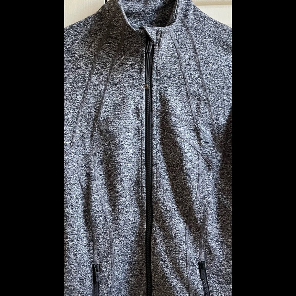 🍒LULULEMON DEFINE Jacket HEATHERED BLACK sz 6 Black Gray Slate - Picture 4 of 7